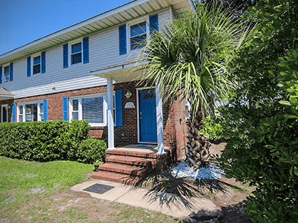 Updated Duplex Near Intracoastal Waterway